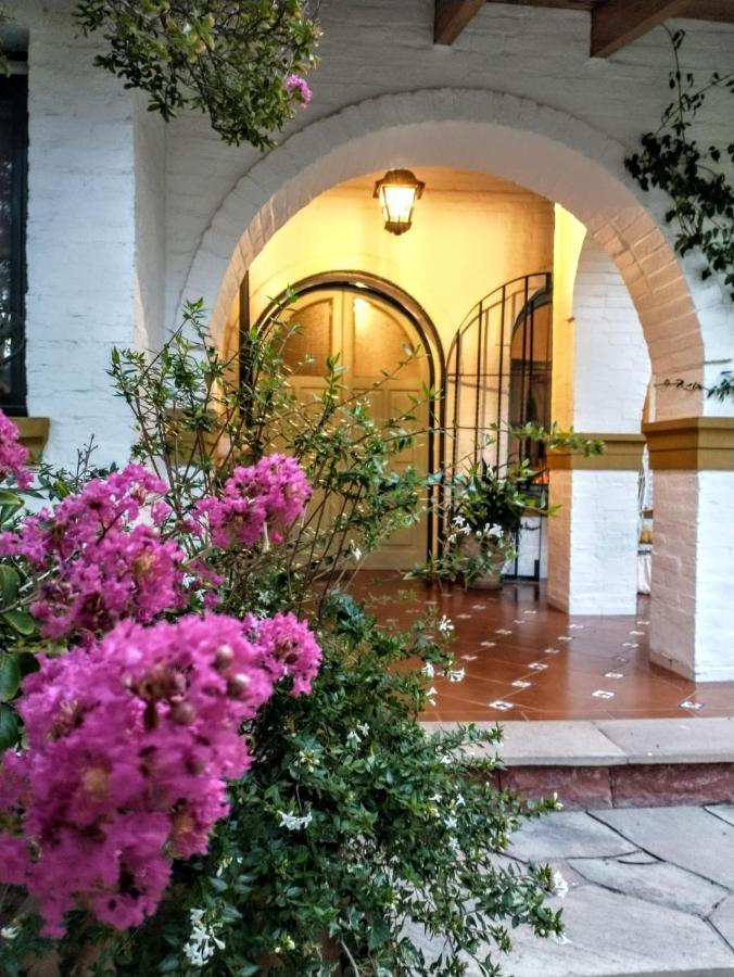 Casona La Chiquita Hotel Chacras de Coria Exterior photo